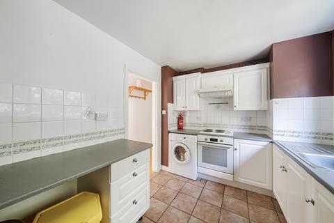 Flat 4, Cedar House Oakfield Drive, Reigate, RH2 9NX