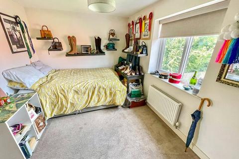 35 Bellflower Road, Grimsby, DN33 3AZ