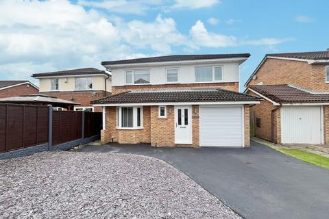 4 bedroom detached house for sale, Parkway, Westhoughton, BL5