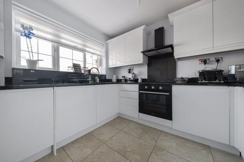 62 Brewers Field, Dartford, DA2 7PL