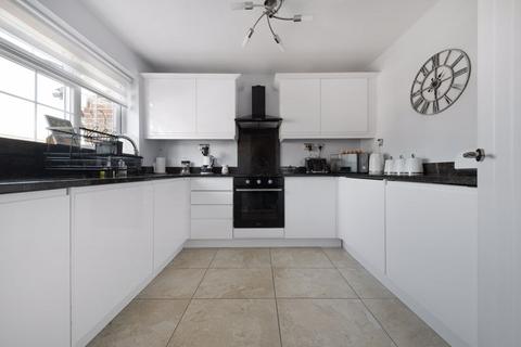 62 Brewers Field, Dartford, DA2 7PL