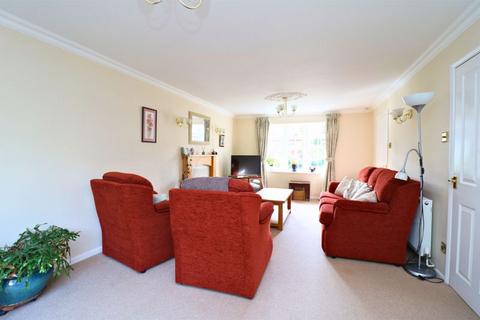 4 bedroom detached house for sale, Rushwood Close, Walsall