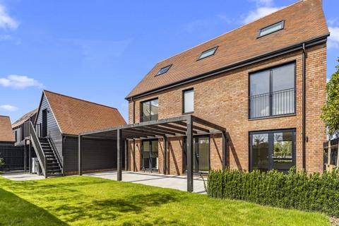 5 bedroom detached house for sale, Alfold Gardens, Alfold