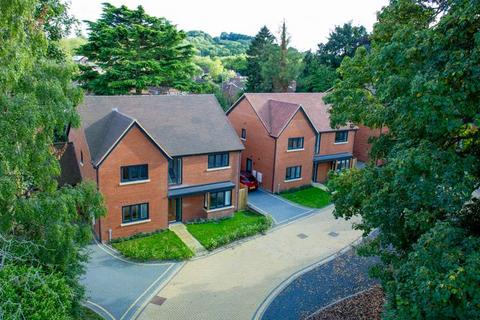 5 bedroom house for sale, Astbury Close, Daventry