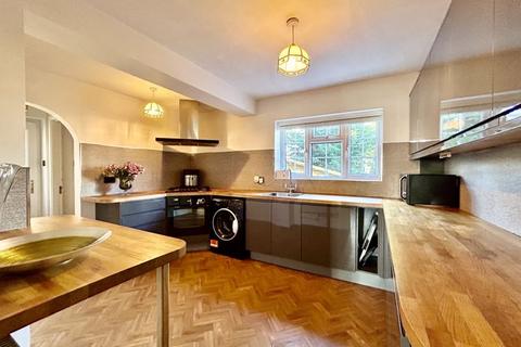 4 bedroom detached house for sale, Charlemont Avenue, West Bromwich