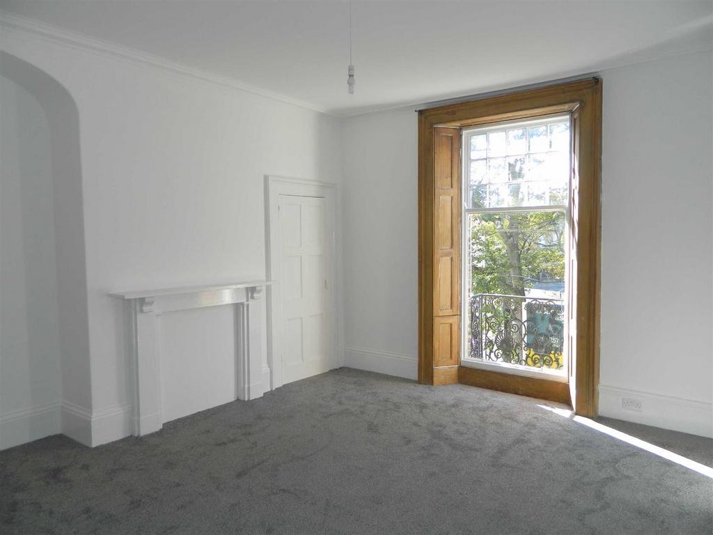 Front Lounge