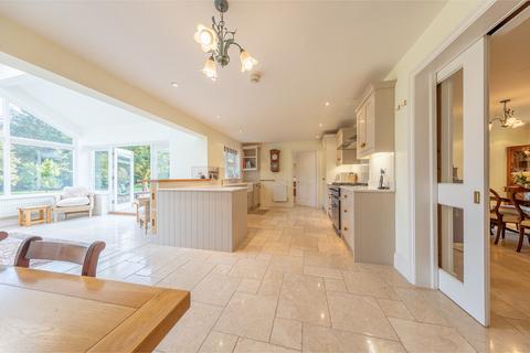 4 bedroom detached house for sale, Market Harborough LE16