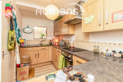 2 bedroom apartment to rent, Portland Street, BS8