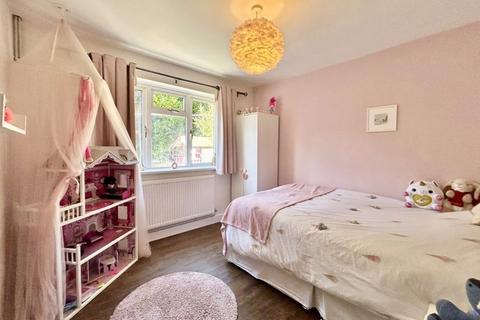 undefined, Hillmorton Road, Four Oaks, B74 4SQ