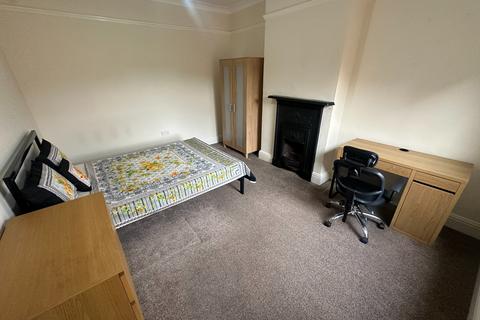 1 bedroom in a house share to rent, Room 4, Kedleston Road, DE22