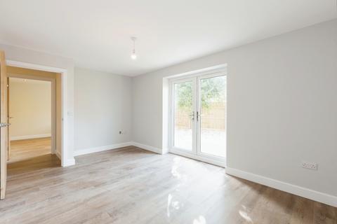 2 bedroom bungalow to rent, Swindon Road, Cheltenham