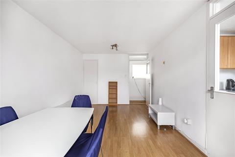 1 bedroom flat for sale, Coppock Close, Battersea, London, SW11