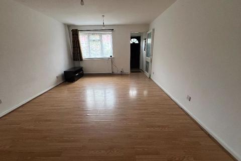 2 bedroom property to rent, Bryant Close, Barnet EN5