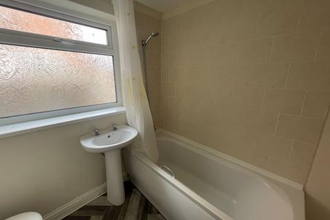 2 bedroom terraced house to rent, Albion Avenue, Shildon