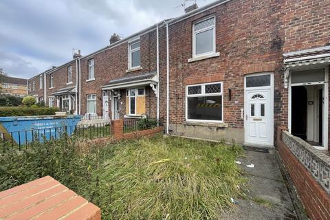 2 bedroom terraced house to rent, Albion Avenue, Shildon