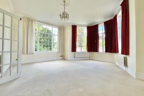 1 bedroom apartment for sale, Foley Road, Esher