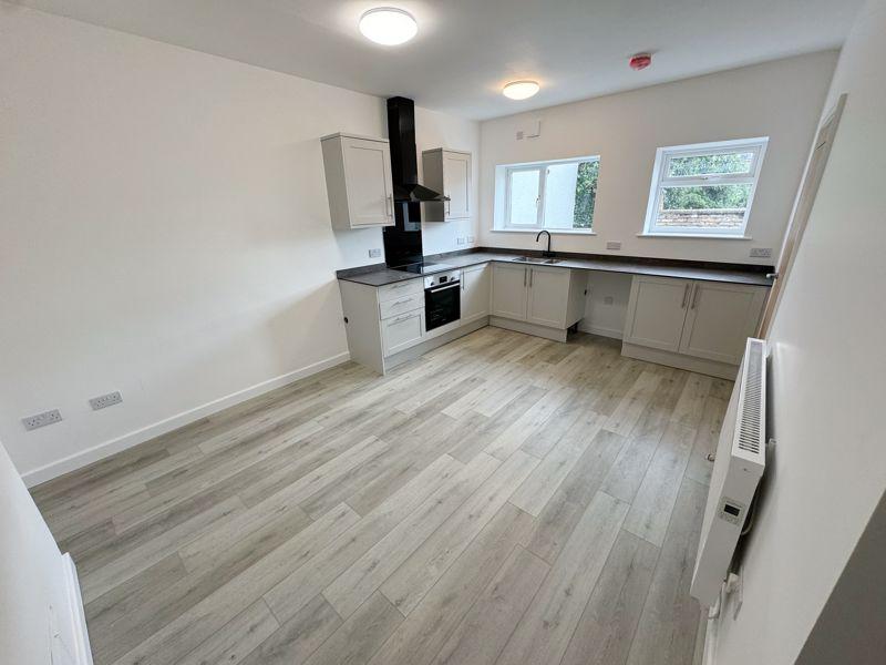 Kitchen / Dining...