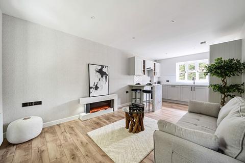 1 bedroom apartment for sale, Reads Walk, Shooting Field, Steyning, West Sussex