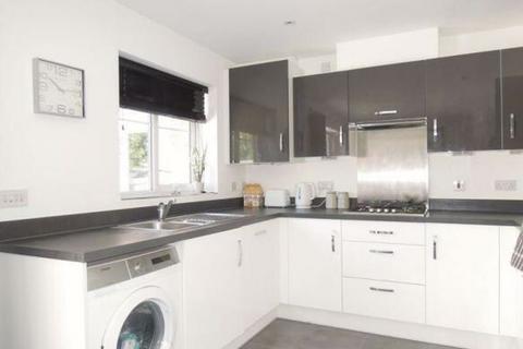 2 Litten Close, Slough, SL3 7FX