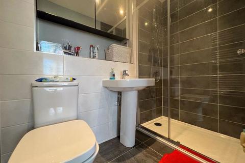 2 Litten Close, Slough, SL3 7FX