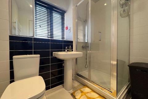 2 Litten Close, Slough, SL3 7FX