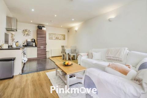 1 bedroom apartment for sale, Pentonville, Newport - REF #00025253