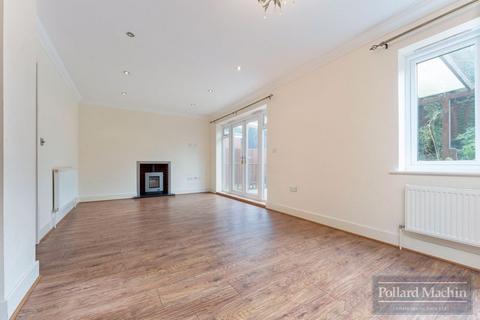 5 Rocklands Drive, South Croydon, CR2 0FE