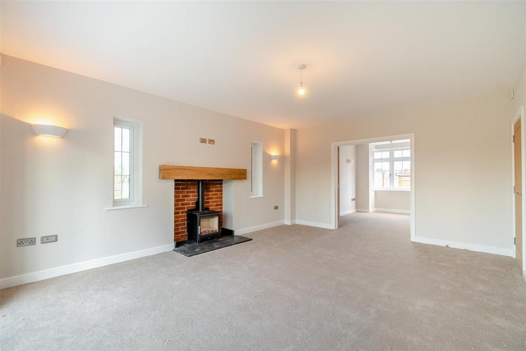 8575703-interior16.jpg