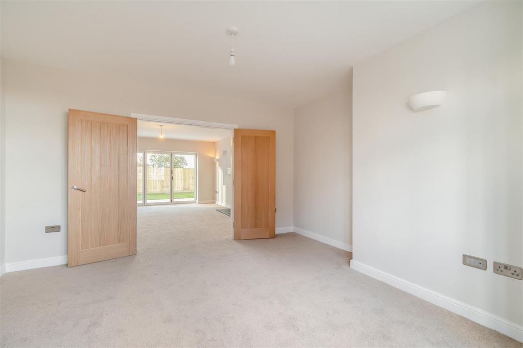 8575703-interior20.jpg