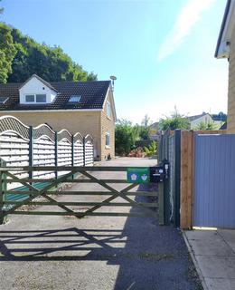 4 bedroom detached house for sale, Carr Green Lane, Brighouse