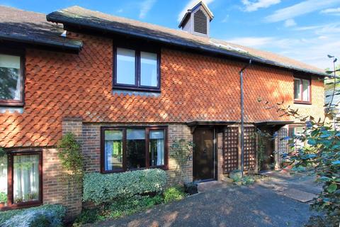 2 bedroom retirement property for sale, Crittles Court, Wadhurst