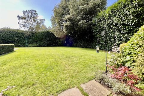 Flat 1, Azalea Park, 1 Milner Road, Bournemouth, BH4 8AD