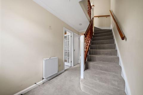 8 Rushmon Place, Cheam, Sutton, SM3 8PX