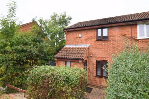 2 bedroom end of terrace house for sale, Gisburn Close, Heelands