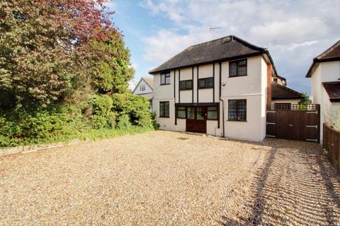 4 bedroom detached house for sale, Northaw Road East, Cuffley EN6