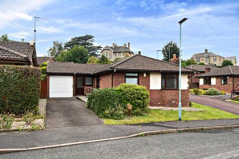 4 Lambsdowne, Dursley, GL11 6PX