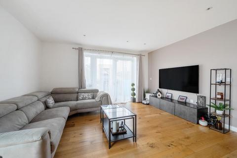 undefined, 24 crosness road, London, IG11 0TF