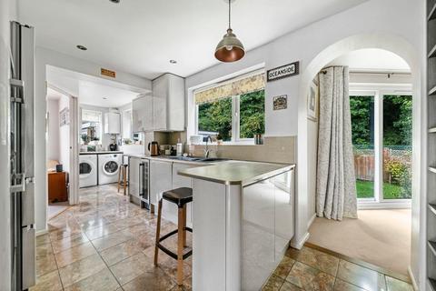 82 Stapleton Road, Orpington, BR6 9TN