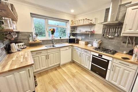 4 bedroom detached house for sale, WEYVIEW CRESCENT, UPWEY, WEYMOUTH, DORSET