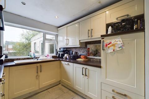 28 Viewlands Drive, Trench, Telford, TF2 7DL