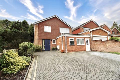 4 bedroom detached house for sale, Old Bridge Close, Southampton SO31