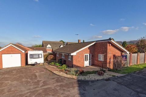 3 bedroom detached bungalow for sale, Walton Close, Upton St Leonards, Gloucester, GL4 8BL