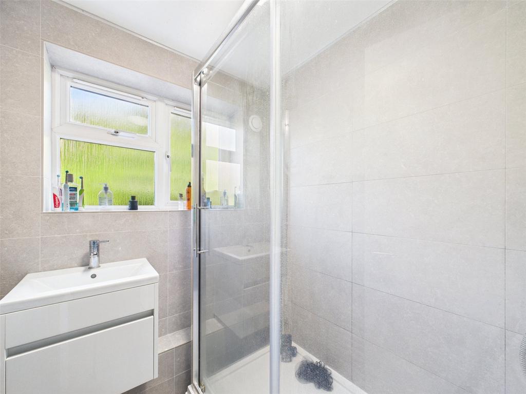 Shower-Room