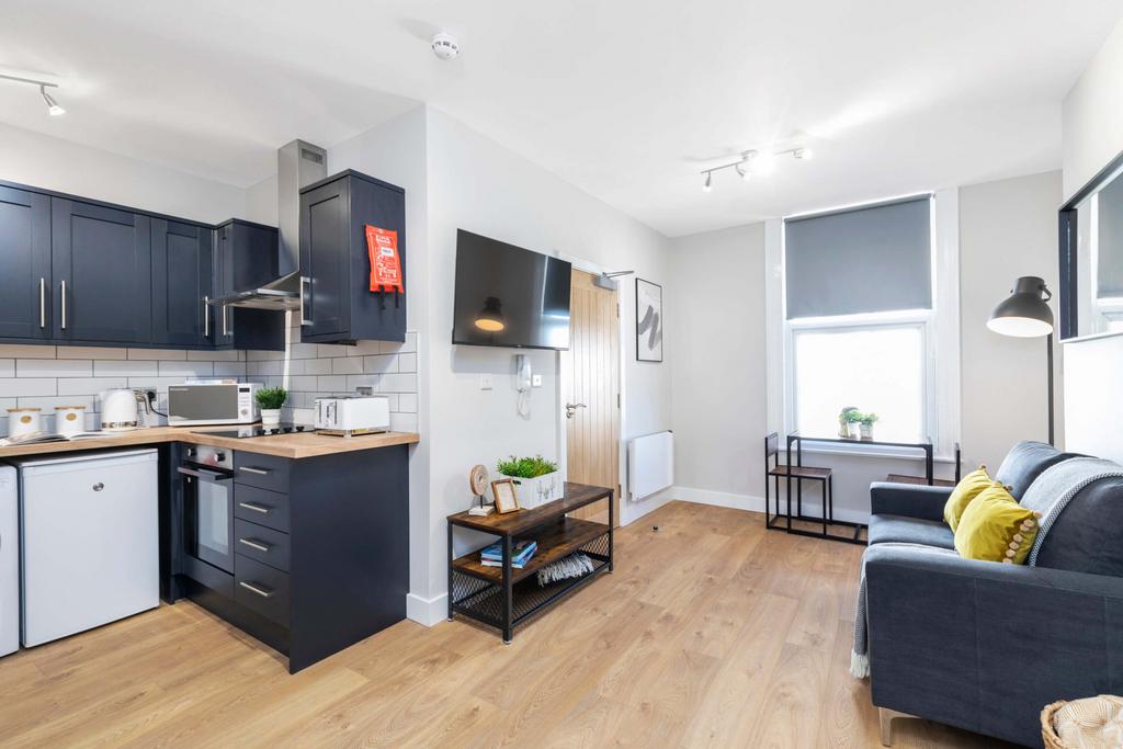 Kendal Lane, Leeds LS3 1 bed flat to rent £1,148 pcm (£265 pw)
