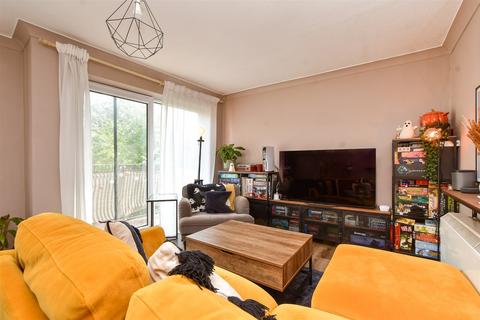 130 Westmoreland Drive, Sutton, SM2 6AE
