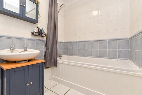 130 Westmoreland Drive, Sutton, SM2 6AE