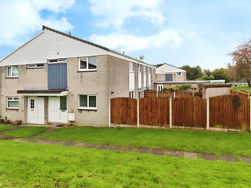 Richmond Green, Carlisle 3 bed semidetached house for sale £135,000