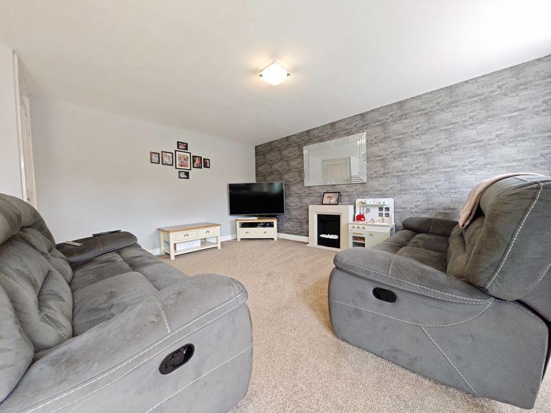 Richmond Green, Carlisle 3 bed semidetached house for sale £135,000