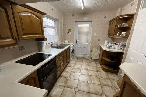 3 bedroom semi-detached house for sale, York Road, Rowley Regis B65