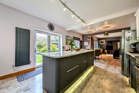 6 bedroom detached house for sale, Halstead Drive, Ilkley LS29